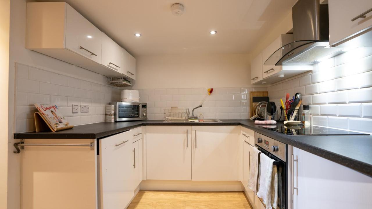 Stunning Mezzanine Apartment Near City Centre 卡迪夫 外观 照片